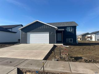 405 ALPHA AVE, Box Elder, SD 57719