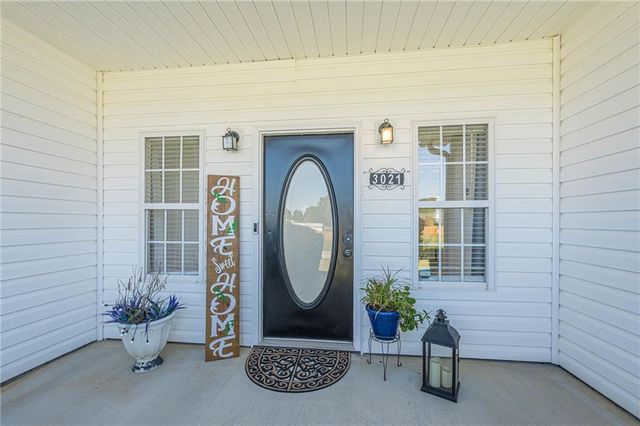 3021 Black Fox Drive, Loganville, GA 30052