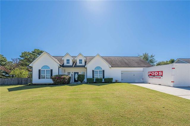 3021 Black Fox Drive, Loganville, GA 30052