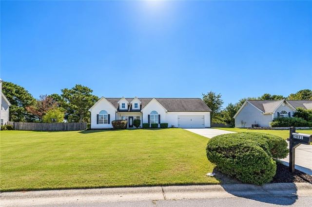 3021 Black Fox Drive, Loganville, GA 30052