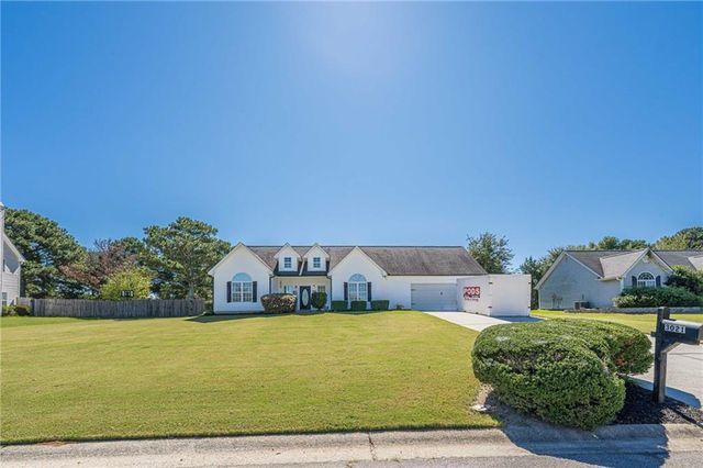 3021 Black Fox Drive, Loganville, GA 30052