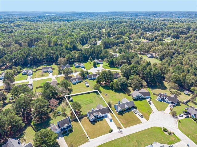 3021 Black Fox Drive, Loganville, GA 30052