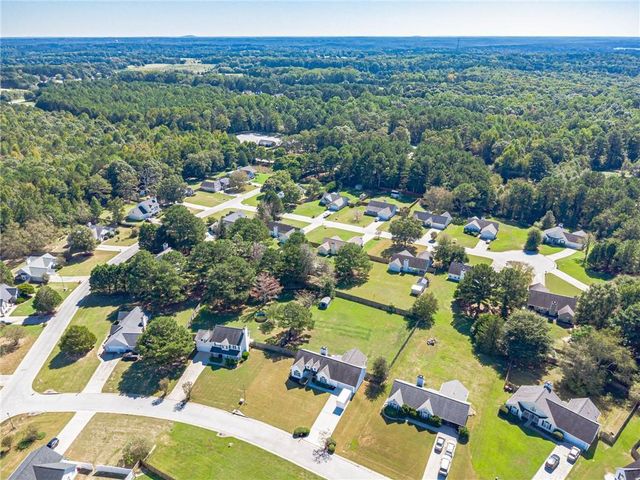 3021 Black Fox Drive, Loganville, GA 30052