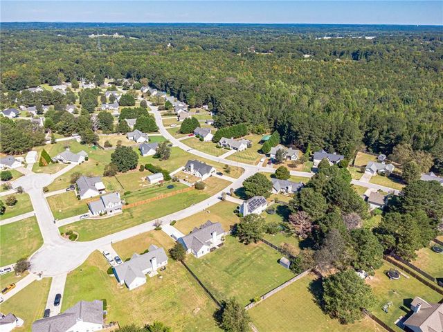 3021 Black Fox Drive, Loganville, GA 30052