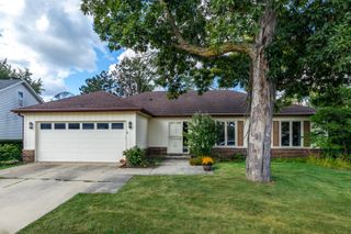 1505 Ranchview Drive, Naperville, IL 60565