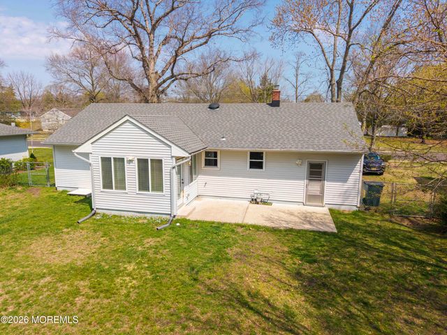 834 Brookside Drive, Toms River, NJ 08753