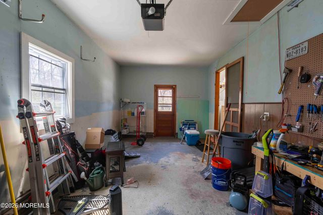 834 Brookside Drive, Toms River, NJ 08753