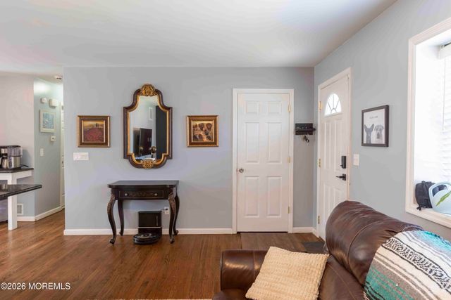 834 Brookside Drive, Toms River, NJ 08753