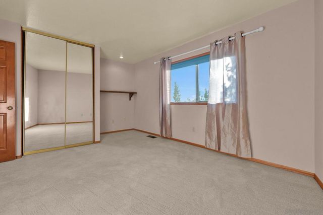 5222 Pine Hills Rd, Julian, CA 92036