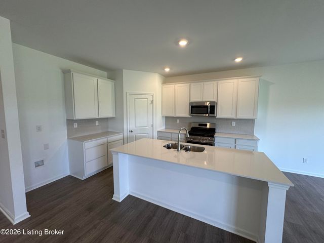 13708 Chasing Way, Louisville, KY 40299