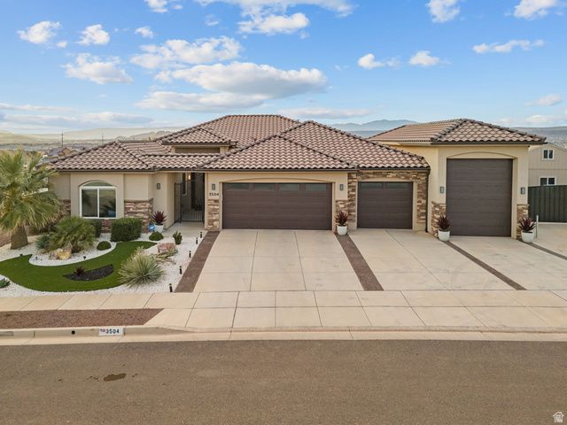 3504 S PECOS DR, Washington, UT 84780