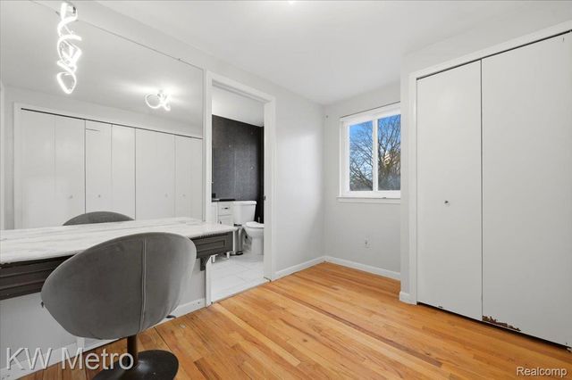 29450 Sharon Lane, Southfield, MI 48076