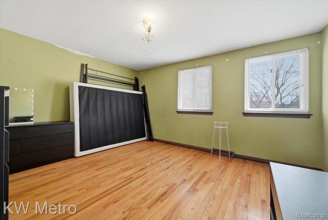 29450 Sharon Lane, Southfield, MI 48076