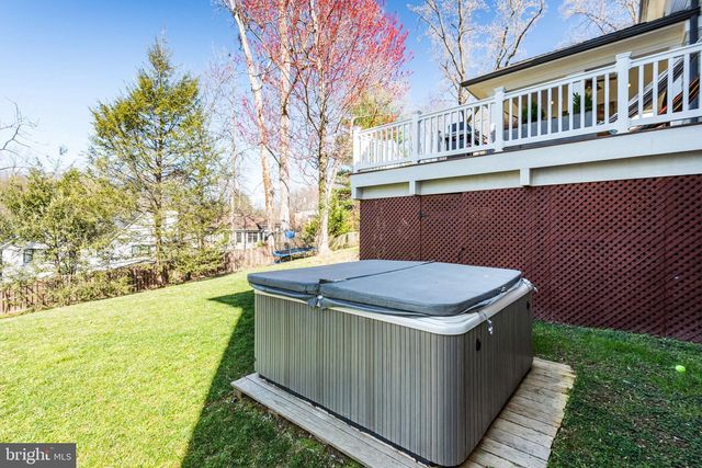 6225 MADAWASKA RD, Bethesda, MD 20816