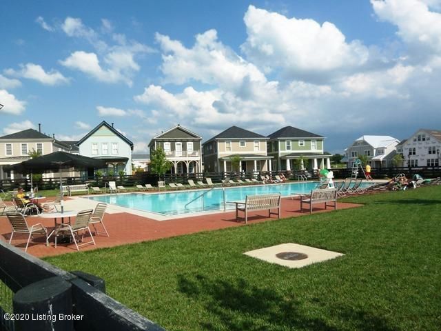 9317 Norton Commons Blvd, Prospect, KY 40059
