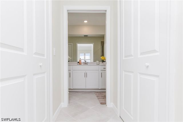 5583 DOUBLE EAGLE CIR 4115, Ave Maria, FL 34142
