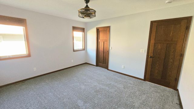416 Torrey Pines Drive, Mankato, MN 56001