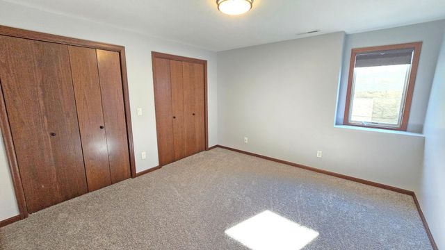 416 Torrey Pines Drive, Mankato, MN 56001