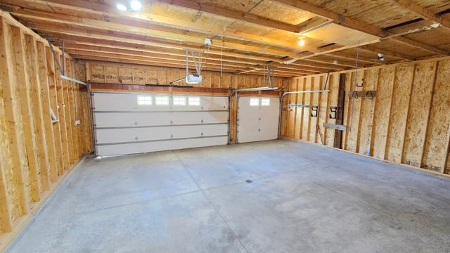 416 Torrey Pines Drive, Mankato, MN 56001