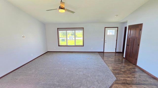 416 Torrey Pines Drive, Mankato, MN 56001
