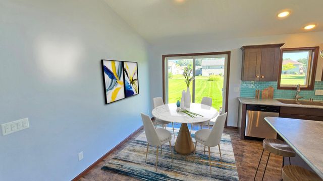 416 Torrey Pines Drive, Mankato, MN 56001