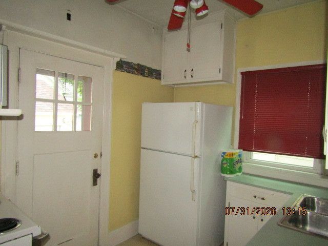 821 Grand Court, Davenport, IA 52803