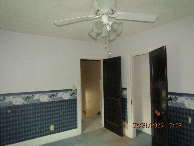 821 Grand Court, Davenport, IA 52803