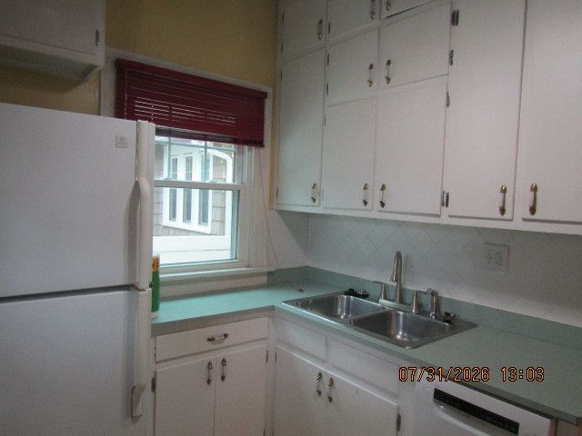 821 Grand Court, Davenport, IA 52803