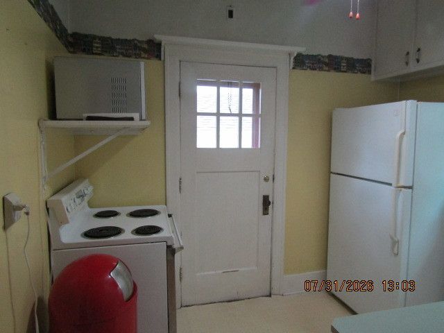 821 Grand Court, Davenport, IA 52803
