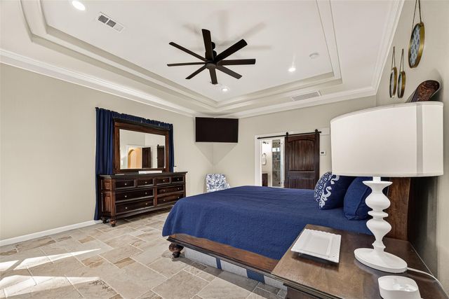 1005 Lewis, Kemah, TX 77565