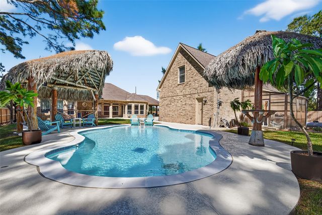 1005 Lewis, Kemah, TX 77565