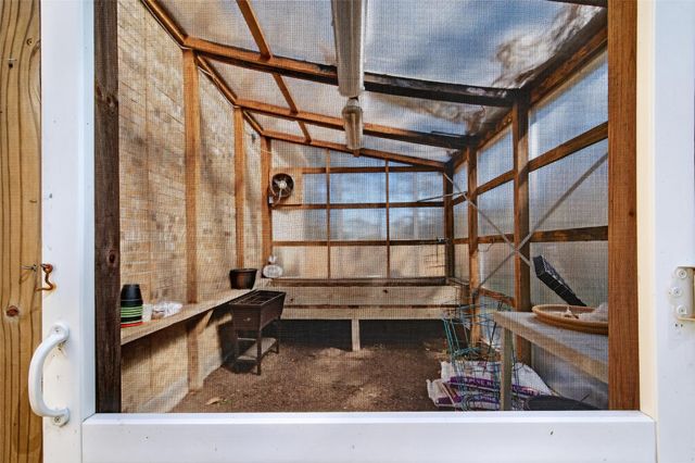 1005 Lewis, Kemah, TX 77565