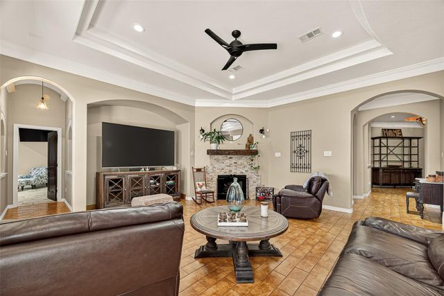 1005 Lewis, Kemah, TX 77565