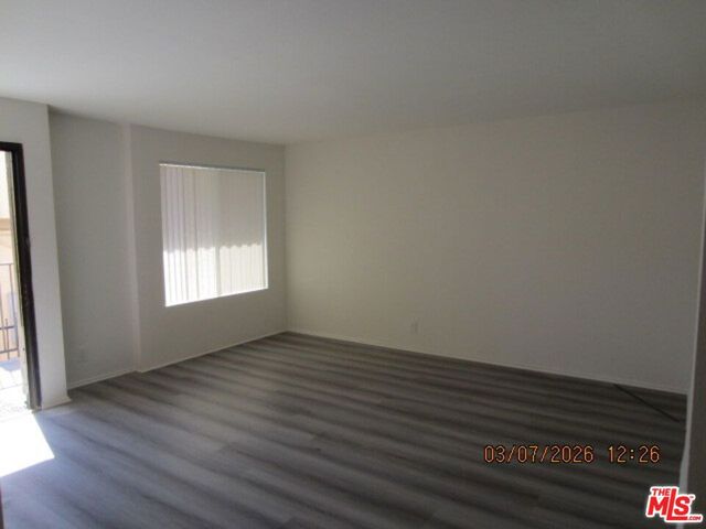 1212 N Beachwood Drive, Los Angeles, CA 90038