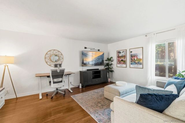 13754 Mango Dr 130, Del Mar, CA 92014