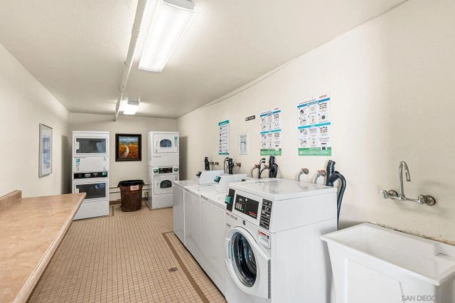 13754 Mango Dr 130, Del Mar, CA 92014