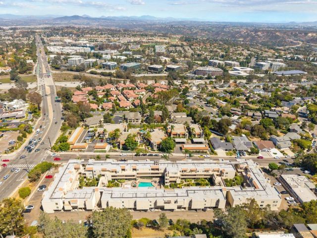 13754 Mango Dr 130, Del Mar, CA 92014