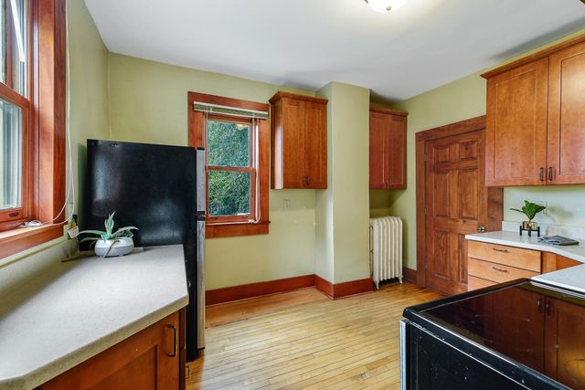1033 15th Avenue SE, Minneapolis, MN 55414