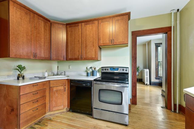 1033 15th Avenue SE, Minneapolis, MN 55414