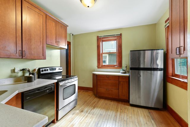 1033 15th Avenue SE, Minneapolis, MN 55414