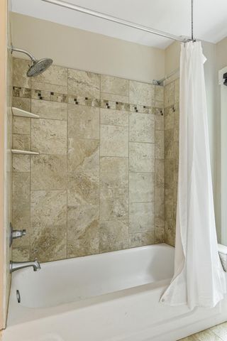 1033 15th Avenue SE, Minneapolis, MN 55414