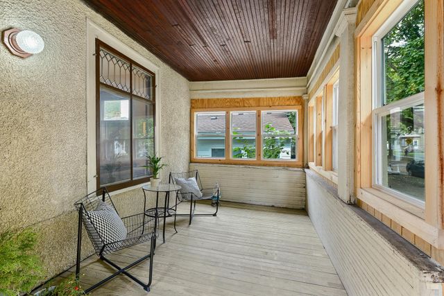 1033 15th Avenue SE, Minneapolis, MN 55414