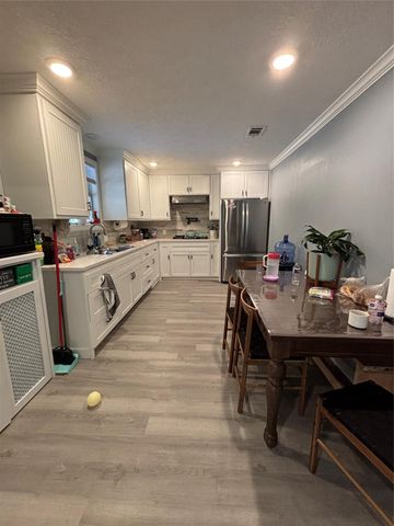 28220 Southampton, New Caney, TX 77357