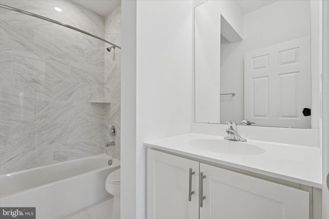 16634 RIVER VIEW DR, Bristol, PA 19007