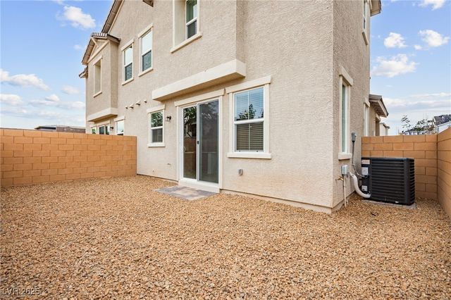 10140 Gabby Glen Street, Las Vegas, NV 89183