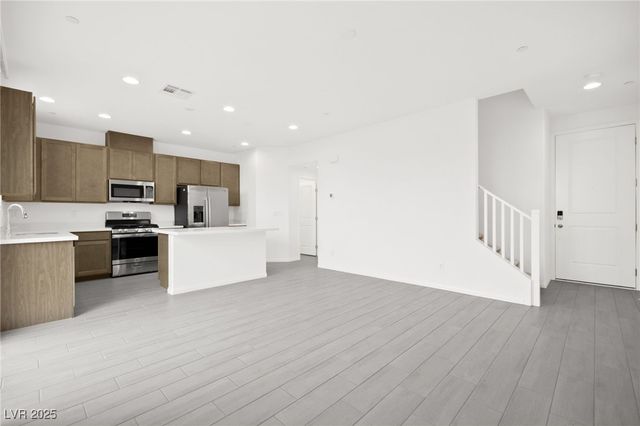 10140 Gabby Glen Street, Las Vegas, NV 89183