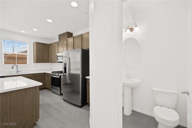 10140 Gabby Glen Street, Las Vegas, NV 89183