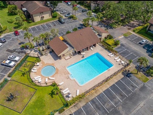10775 VILLAGE CLUB CIRCLE N 101, St Petersburg, FL 33716