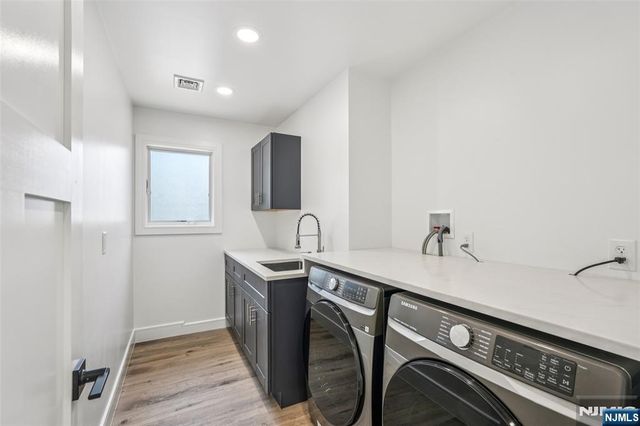 492 Oaktree Road, Oradell, NJ 07649