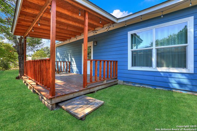 5170 Village Green, San Antonio, TX 78218